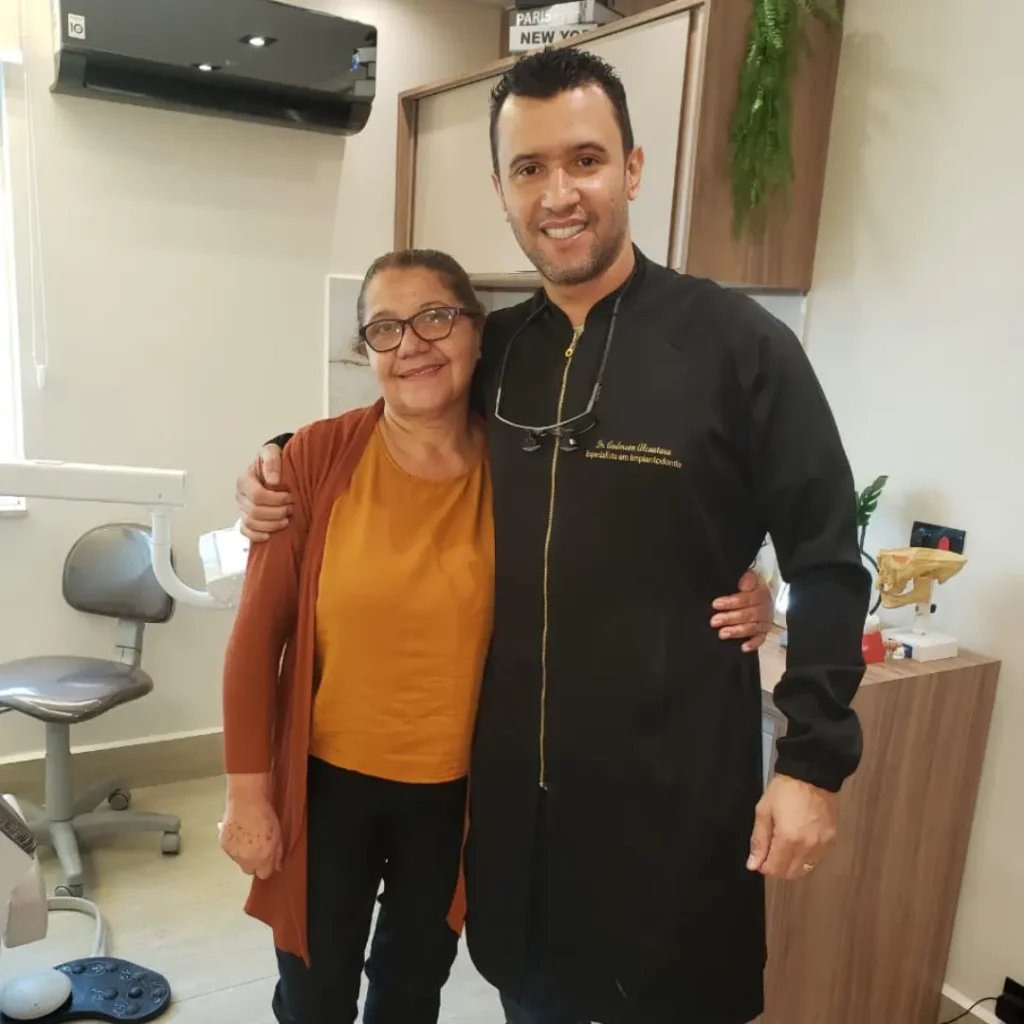 Implante dentário em diadema - Universo do Sorriso