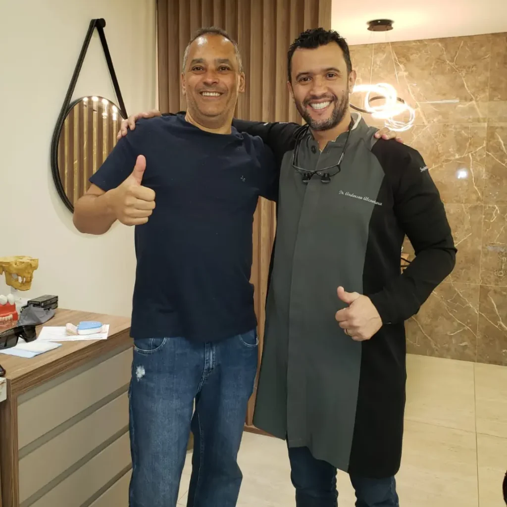Implante dentário em diadema - Universo do Sorriso